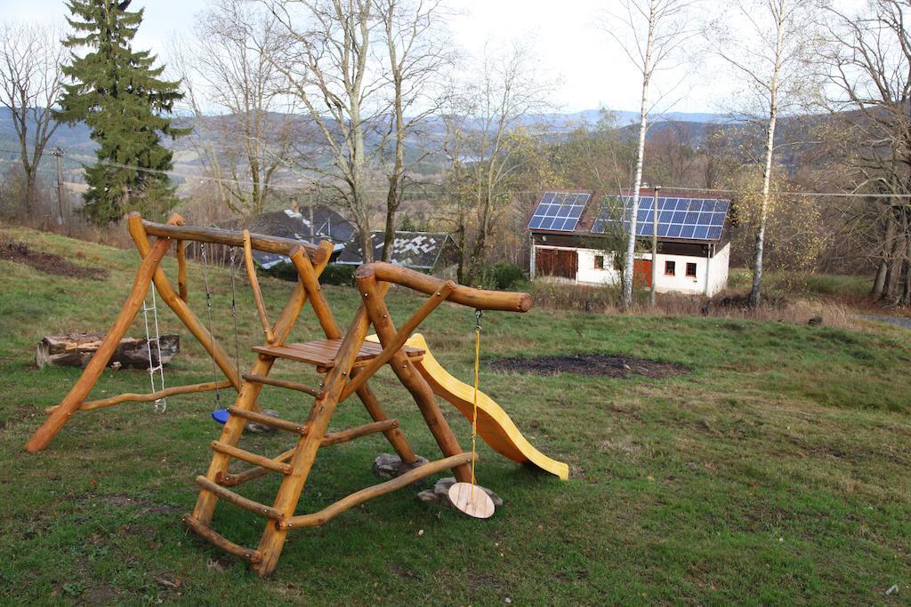 Hotel Koenig-In à Hojsova Stráž Extérieur photo